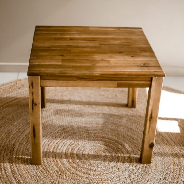 Standard Table Acacia