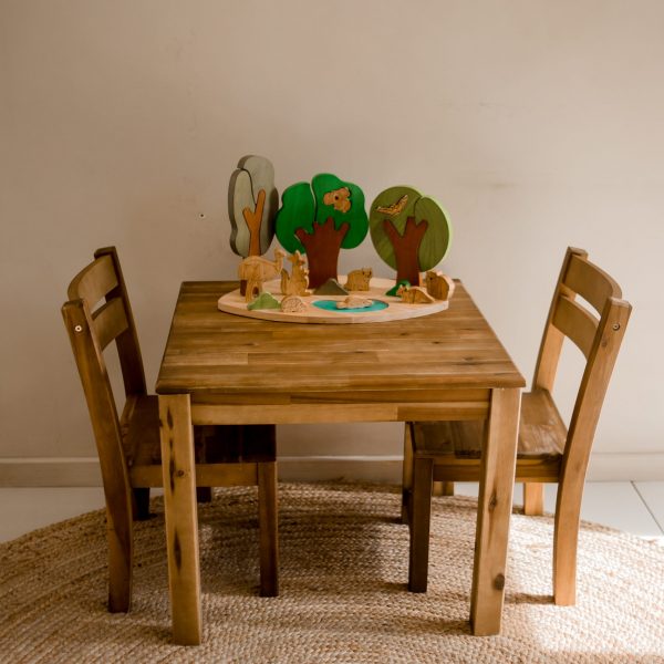 Hardwood table with 2 stacking chairs-032069