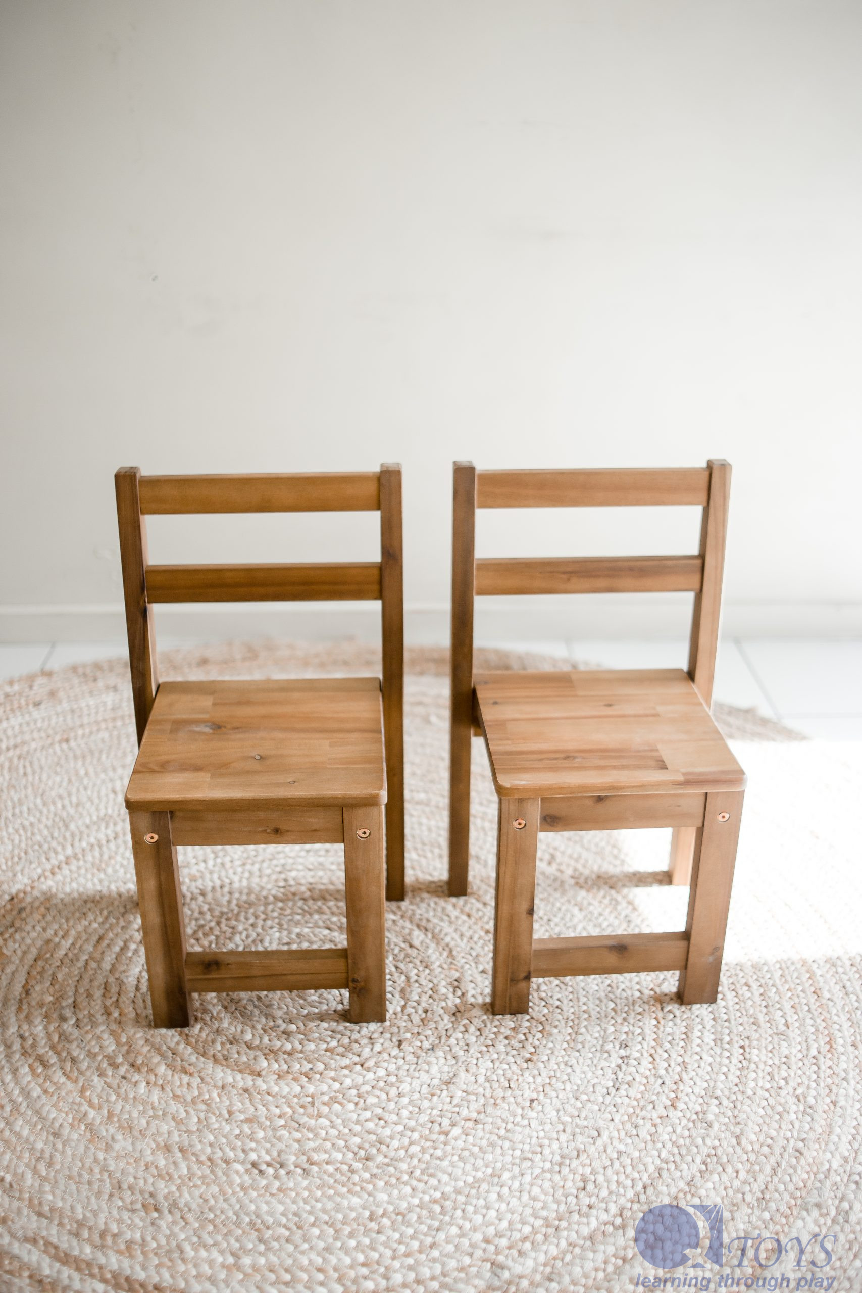Stackable Acacia Standard Chair - Set of 2 Stackable Acacia Standard Chair - Set of 2 -042
