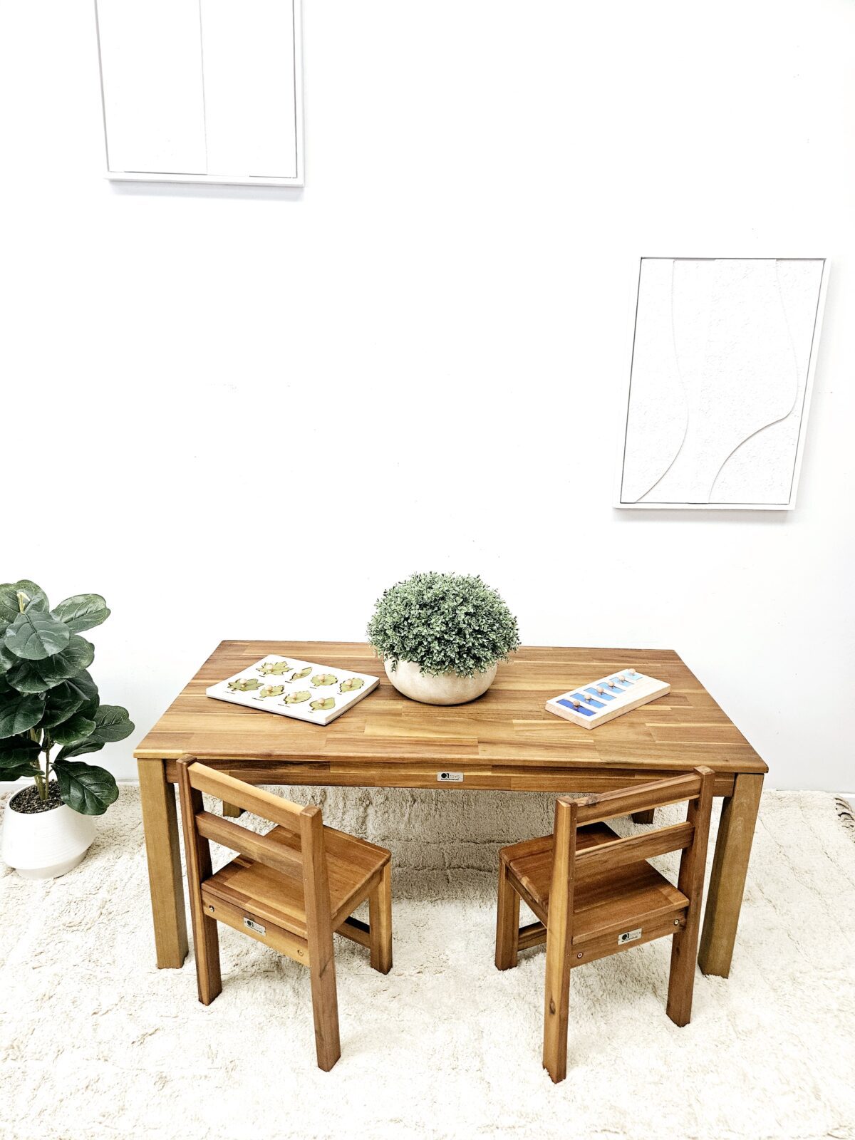 Hardwood Rectangular Table with 2 Standard Chairs - Image 4