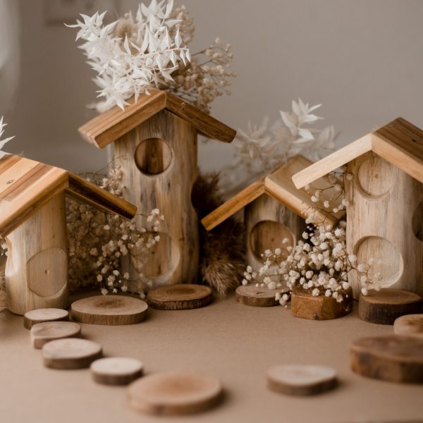 Light tree log houses set of 4