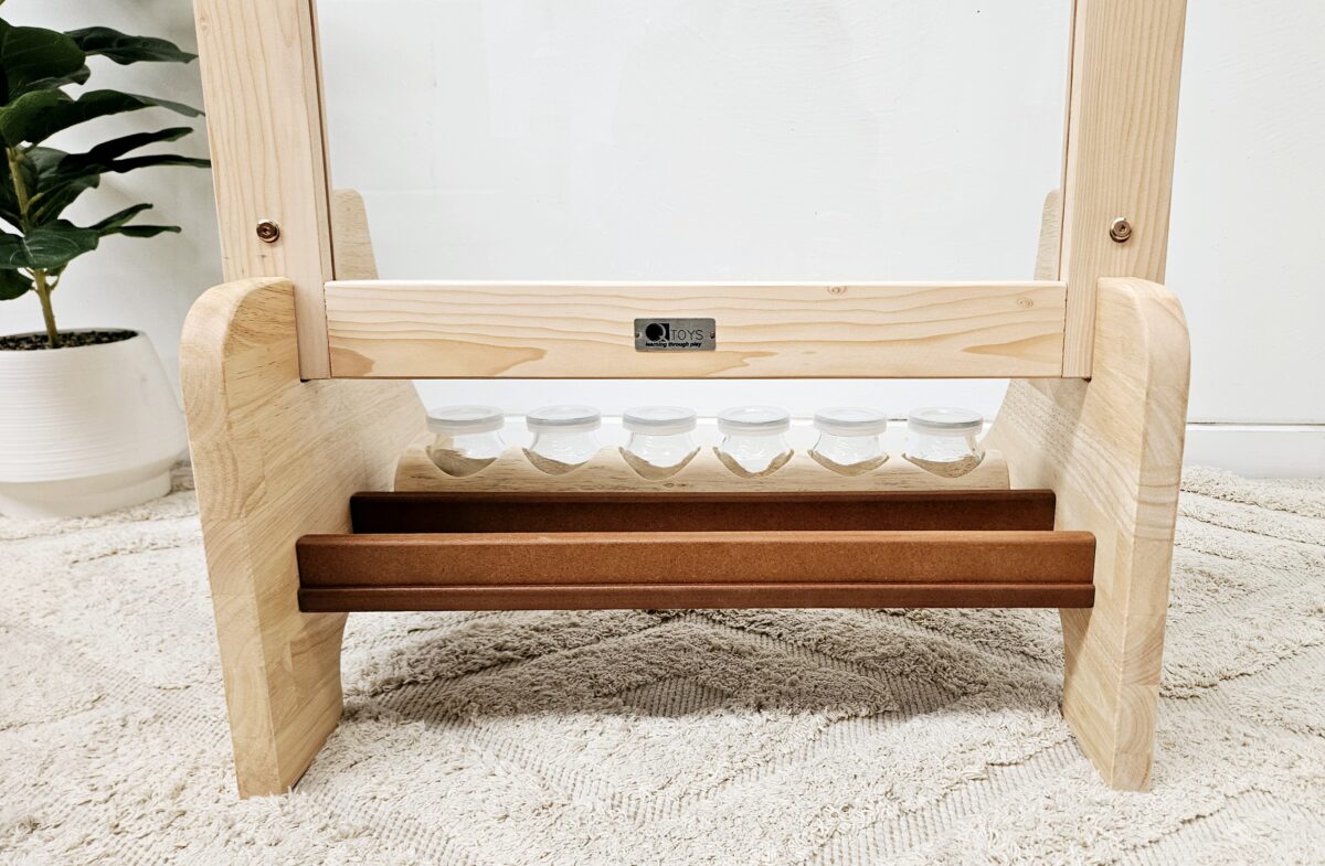 Toddler Perspex Easel - Image 8