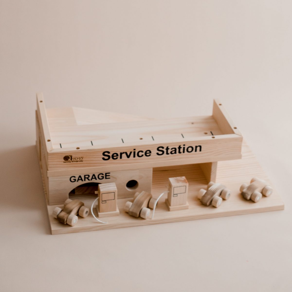 Solid Wooden Service Station