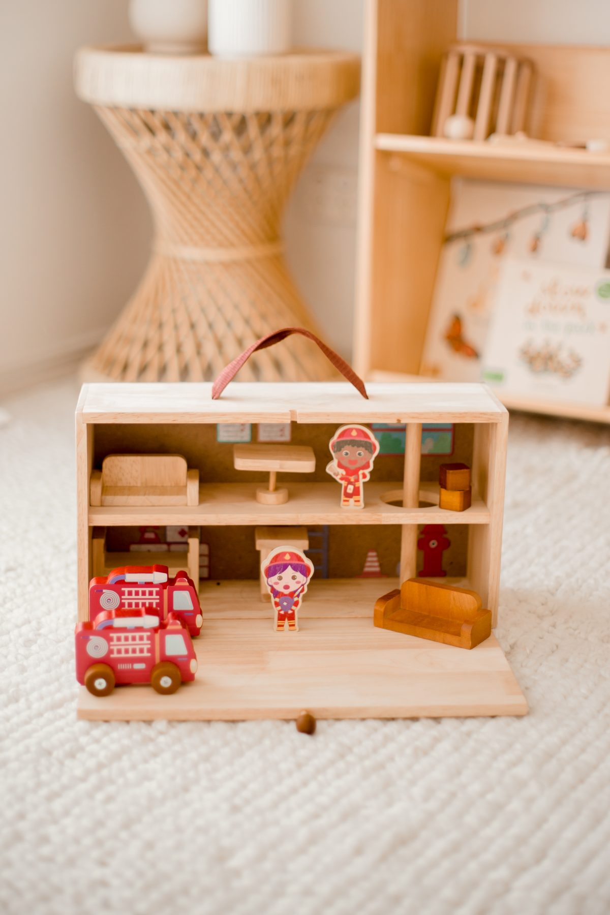 Portable fire station Qtoys Learning through Play