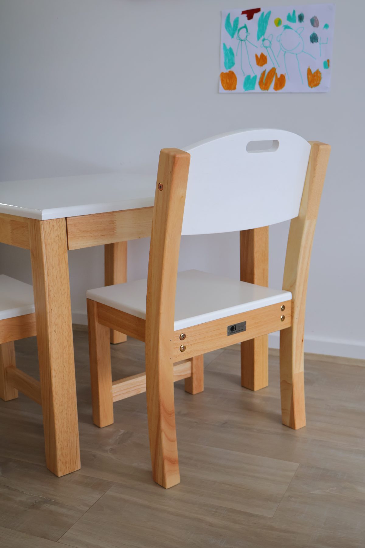 White seat stacking chairs - Set of 2 - Image 4