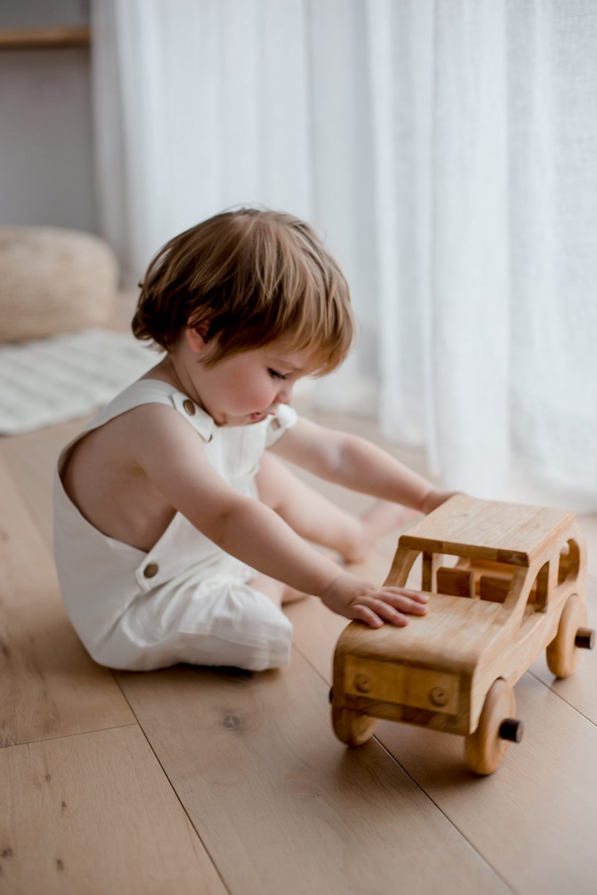 Natural Wooden Car - Image 6