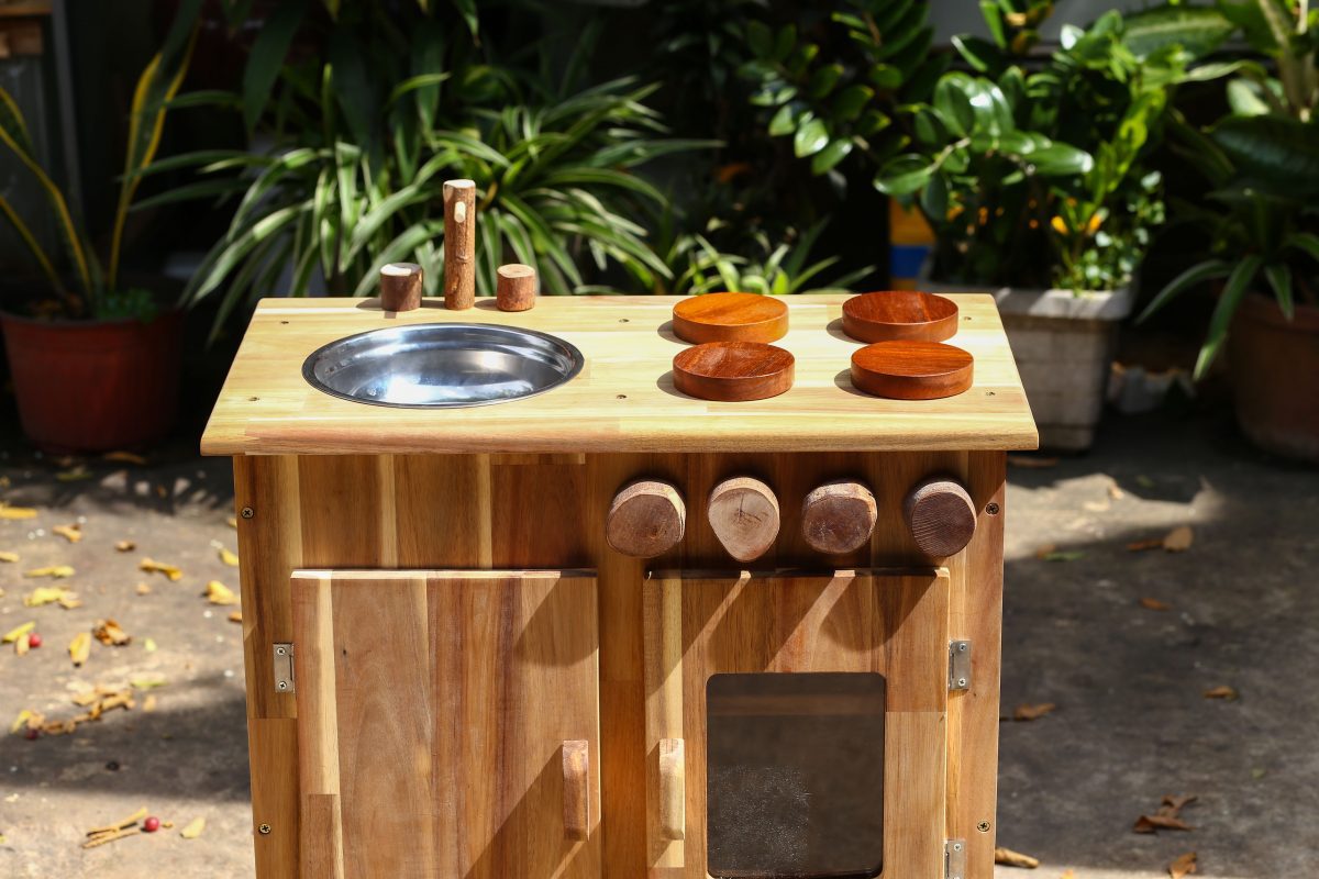 Combo Wooden Stove and Sink - Image 9