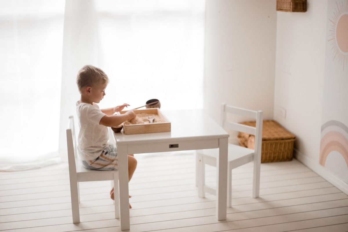 Timber White Table with 2 Standard Chairs - Image 2