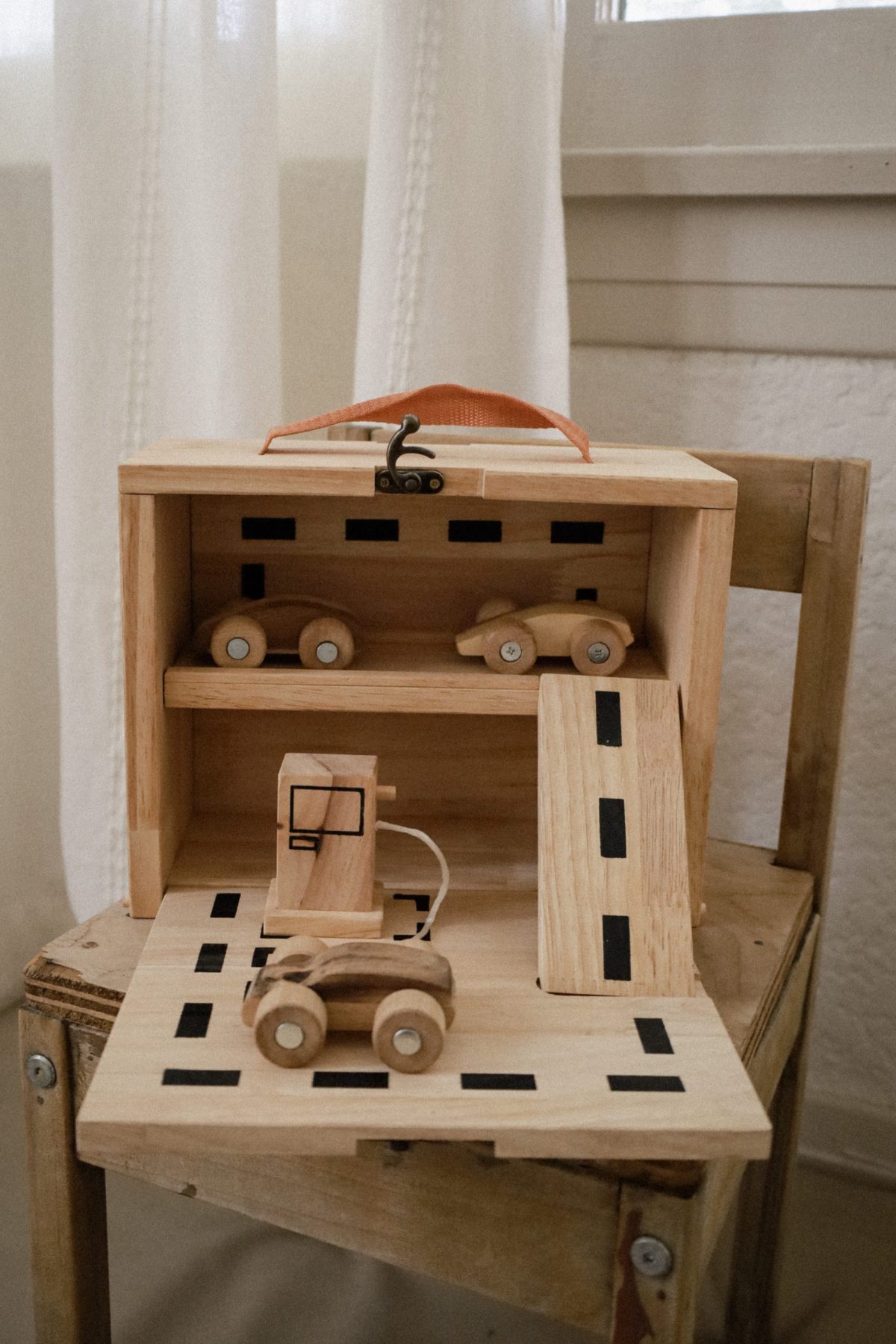Portable car park set - Image 9