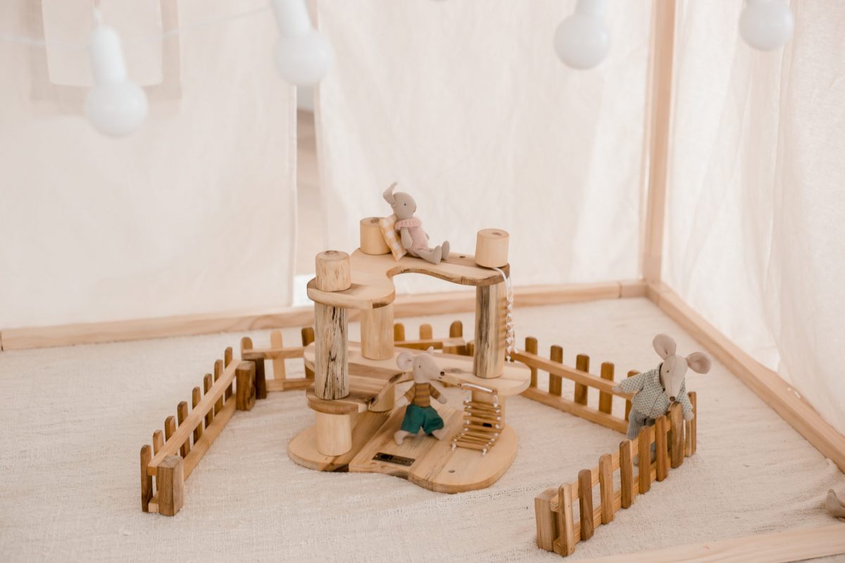 Tree House Construction Set-150