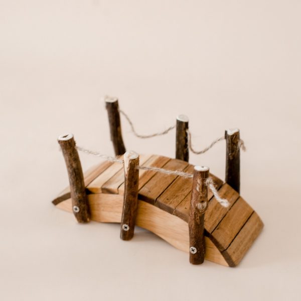 Natural Wooden Bridge-911