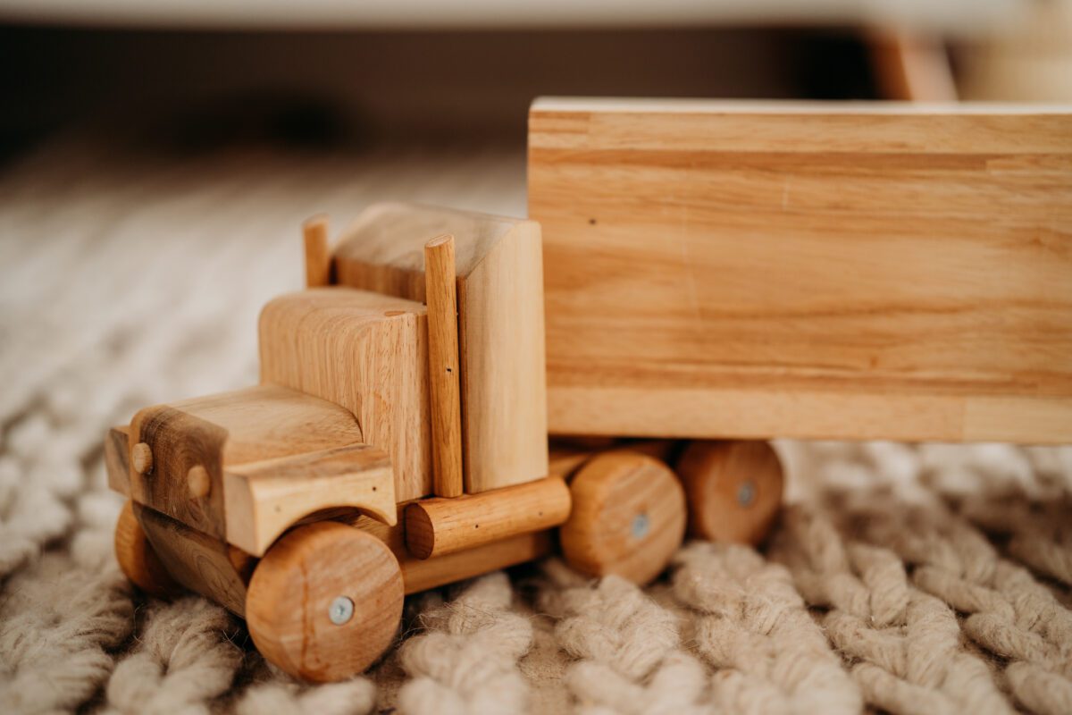 Cargo Truck - Image 4