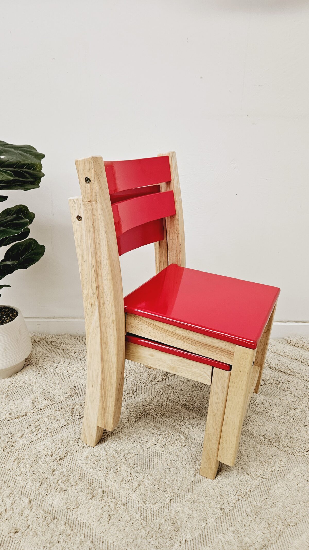 Red Seat stacking chairs - Set of 2 - Image 5