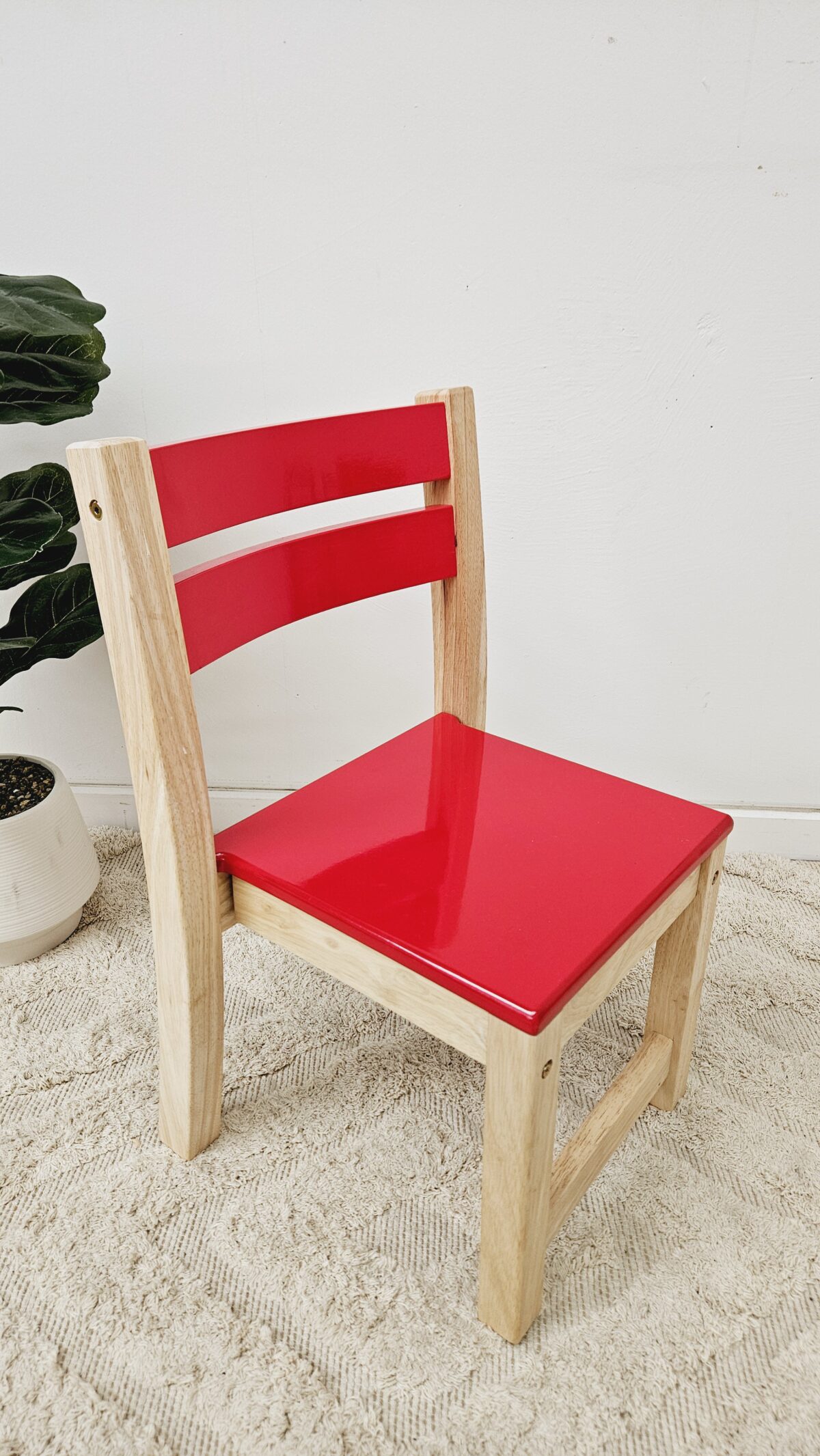 Red Seat stacking chairs - Set of 2 - Image 3