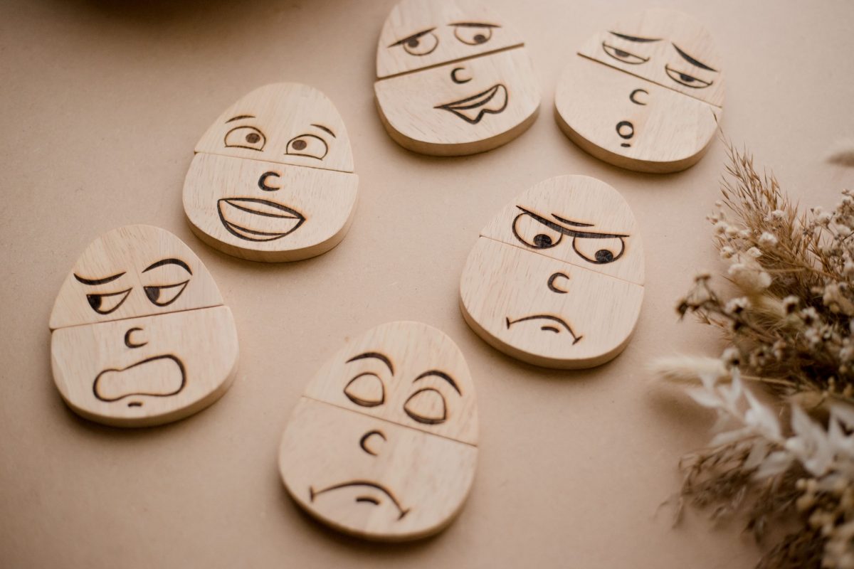 Wooden Egg Pressions Set of 20 - Image 3