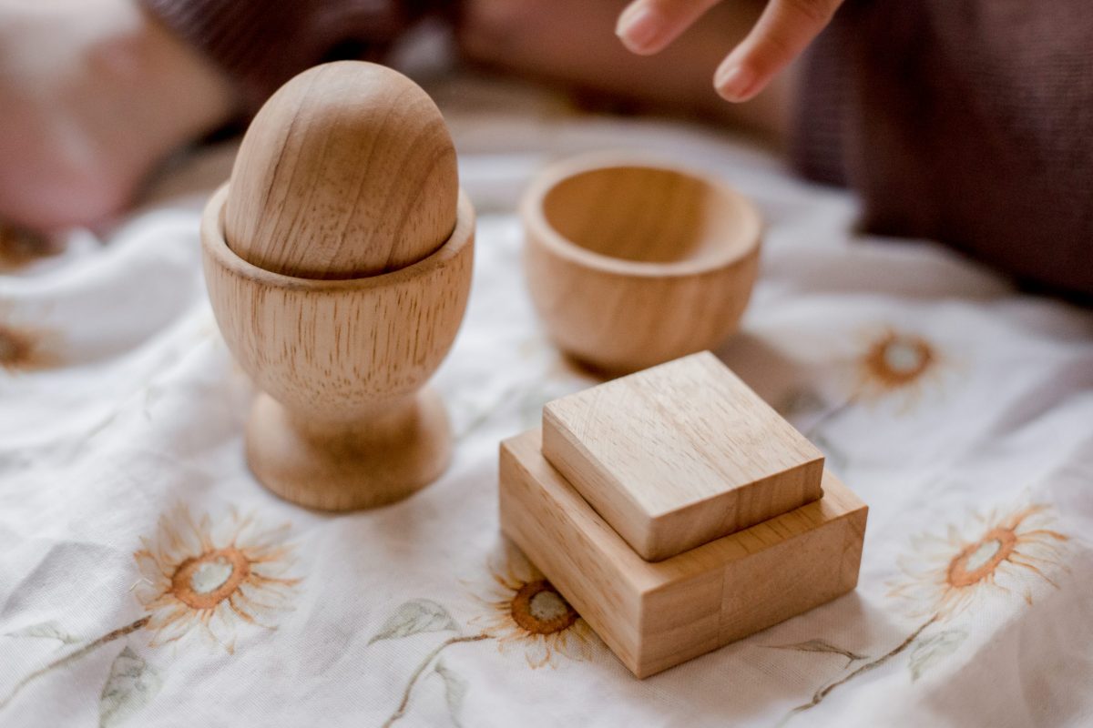 Montessori egg and cup -  France