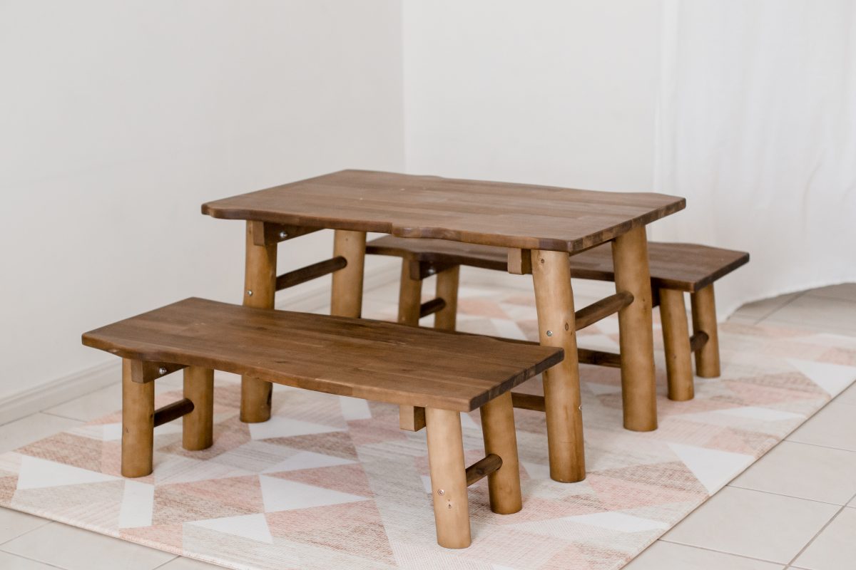 Rustic childrens table and chairs on sale