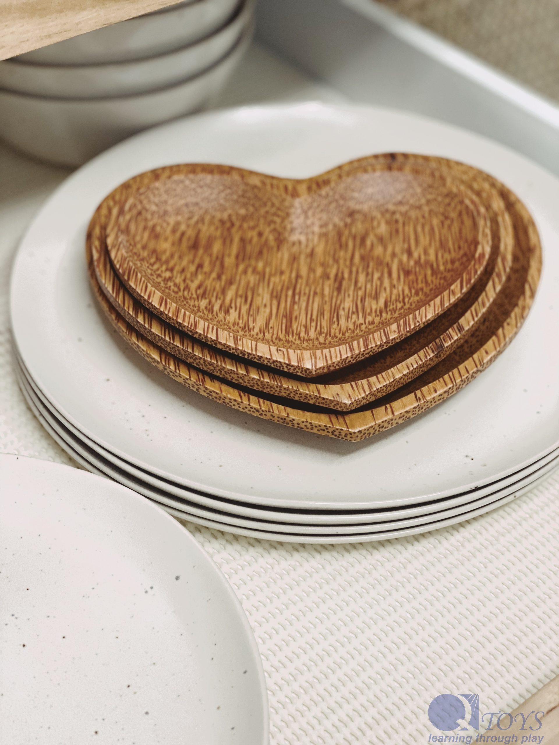 Processed with VSCO with kp5 preset Heart Shaped Plates - Image 2