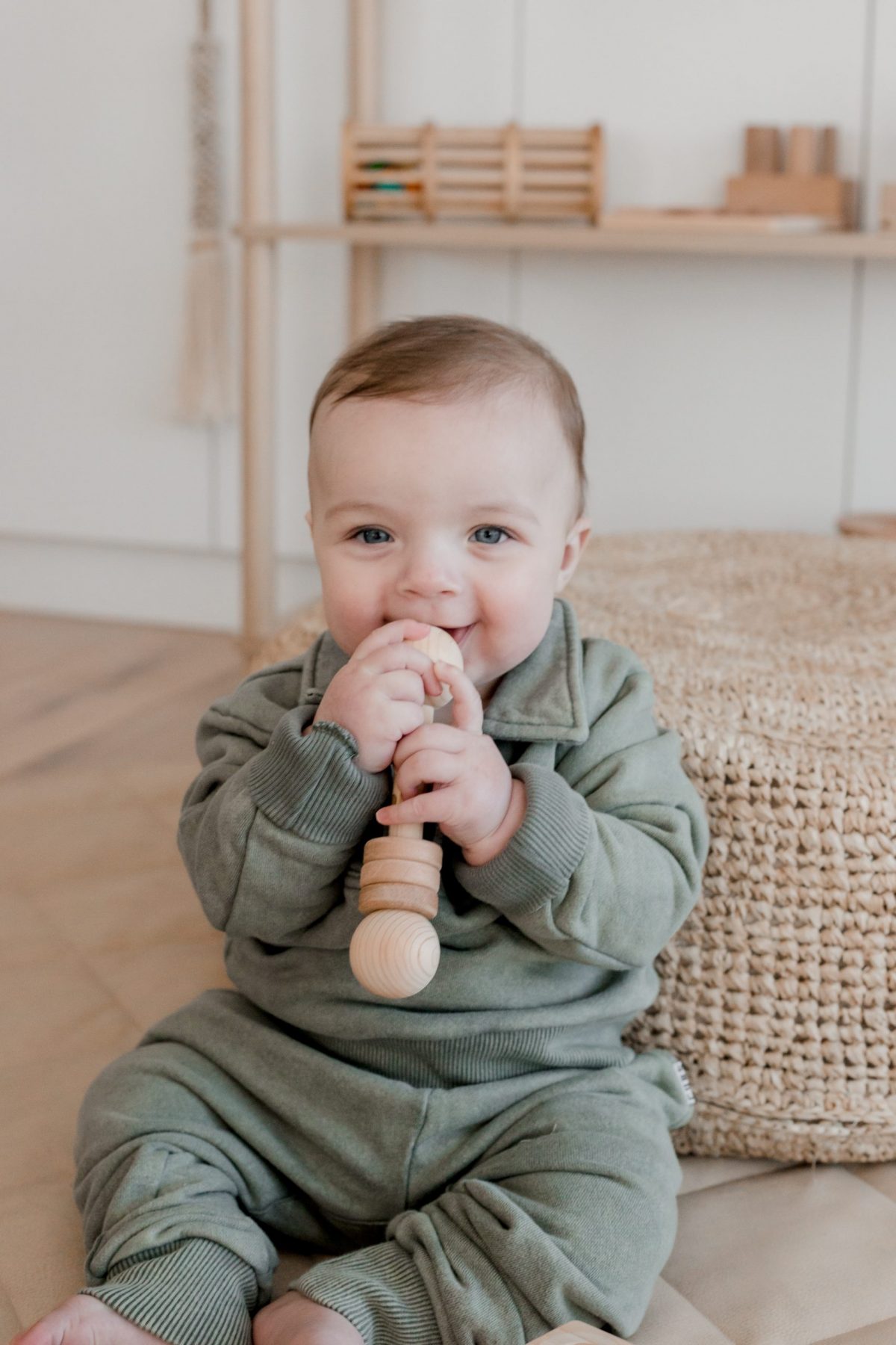 Grasping Rattle - Qtoys - Learning through Play