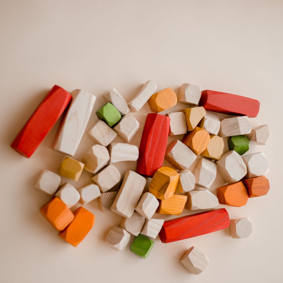 Jumbo Coloured Stacking Gems - Image 6