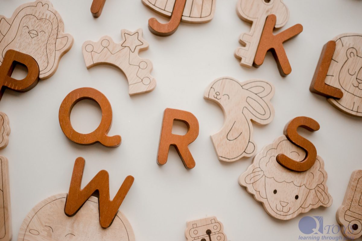 Alphabet Jigsaw Set - Image 3