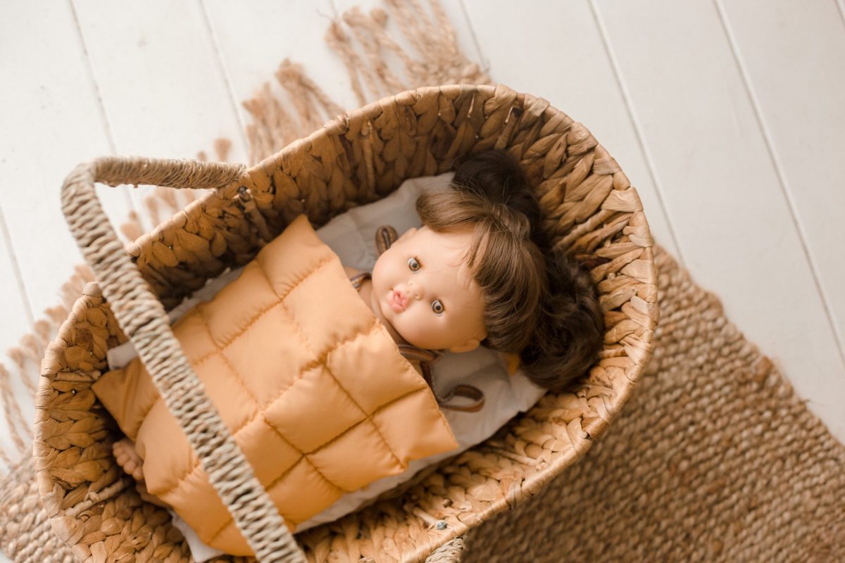 Wicker Dolls Basket - Image 8