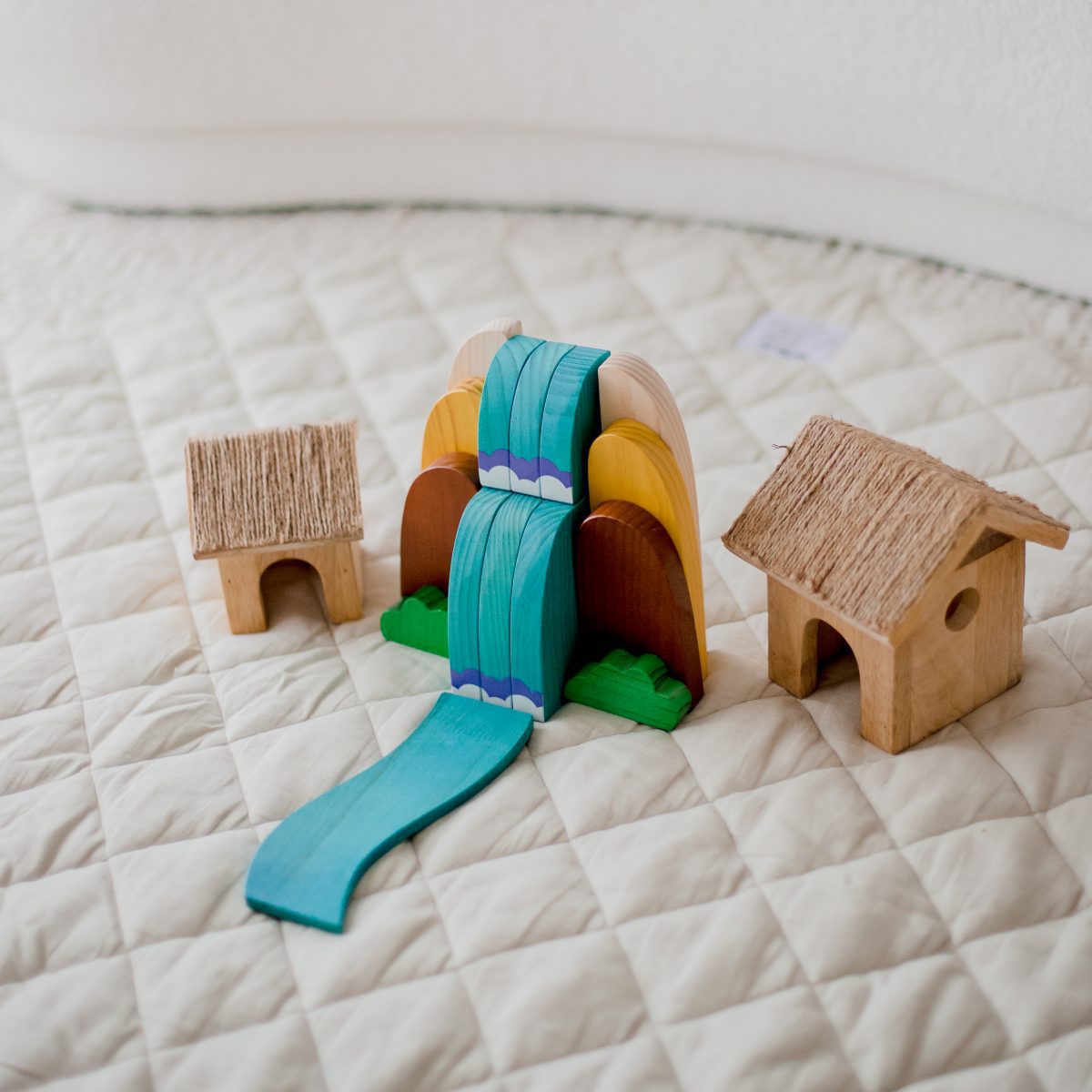3D Waterfall Play Set - Image 6