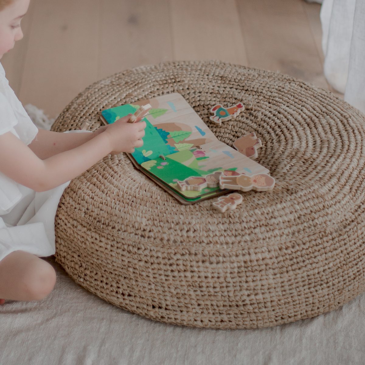 Gingerbread Man Book & Play Set - Image 10