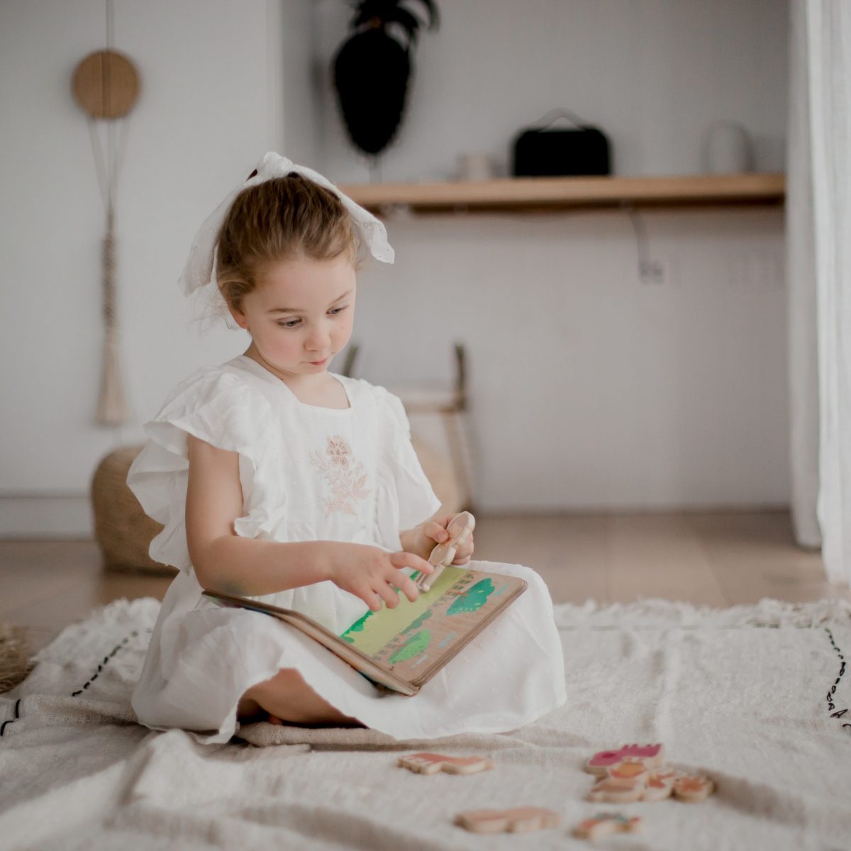 Gingerbread Man Book & Play Set - Image 5