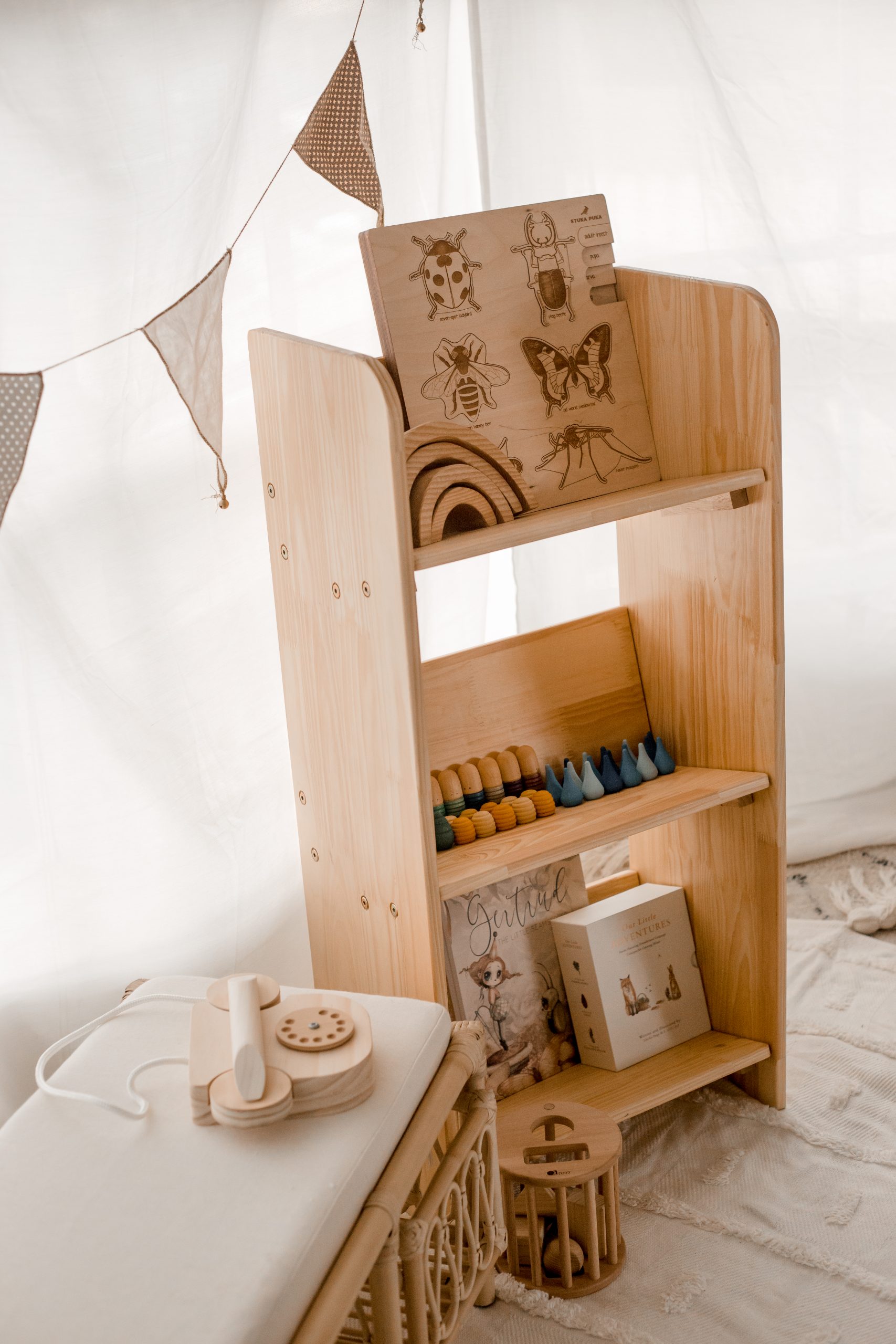 3 Tier Bookshelf - Image 7