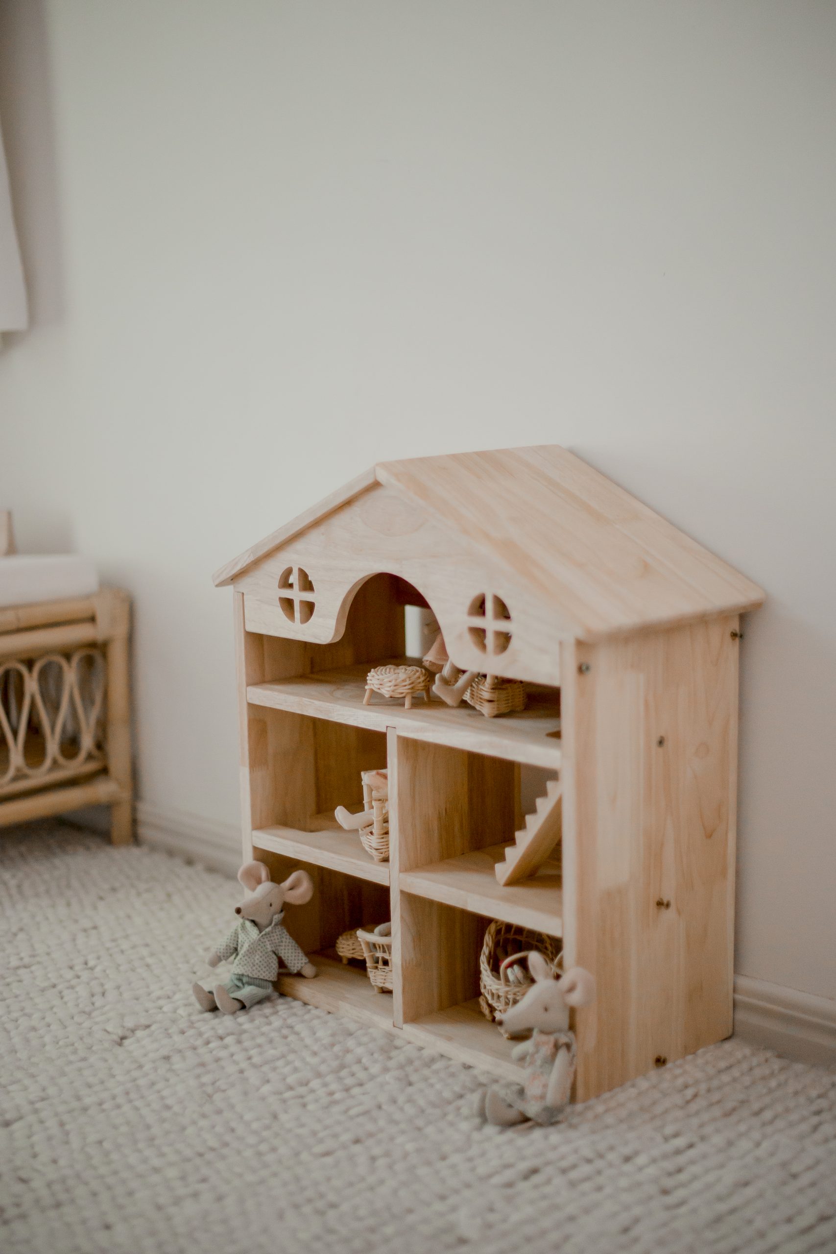 270 TAG @our_life_behind_the_lens1 Classic Wooden Dollhouse - Image 10