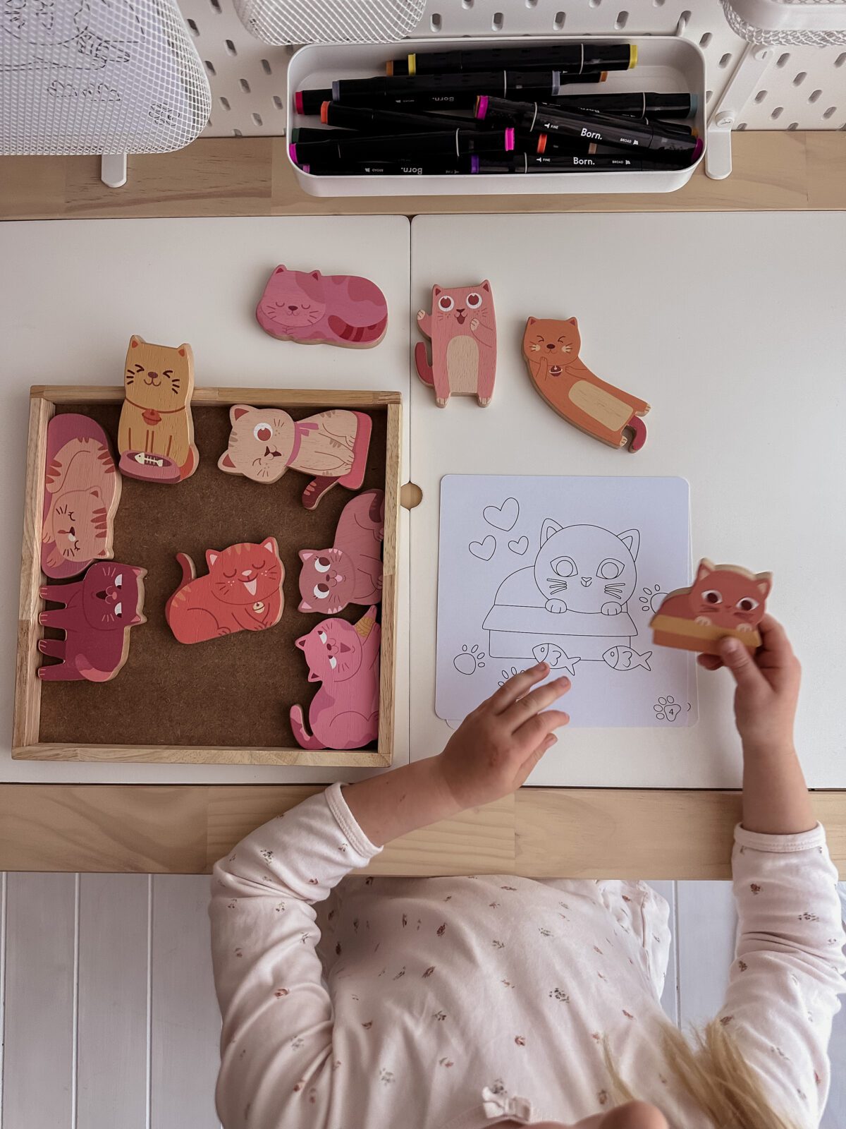 Cat play set & colouring - Image 2