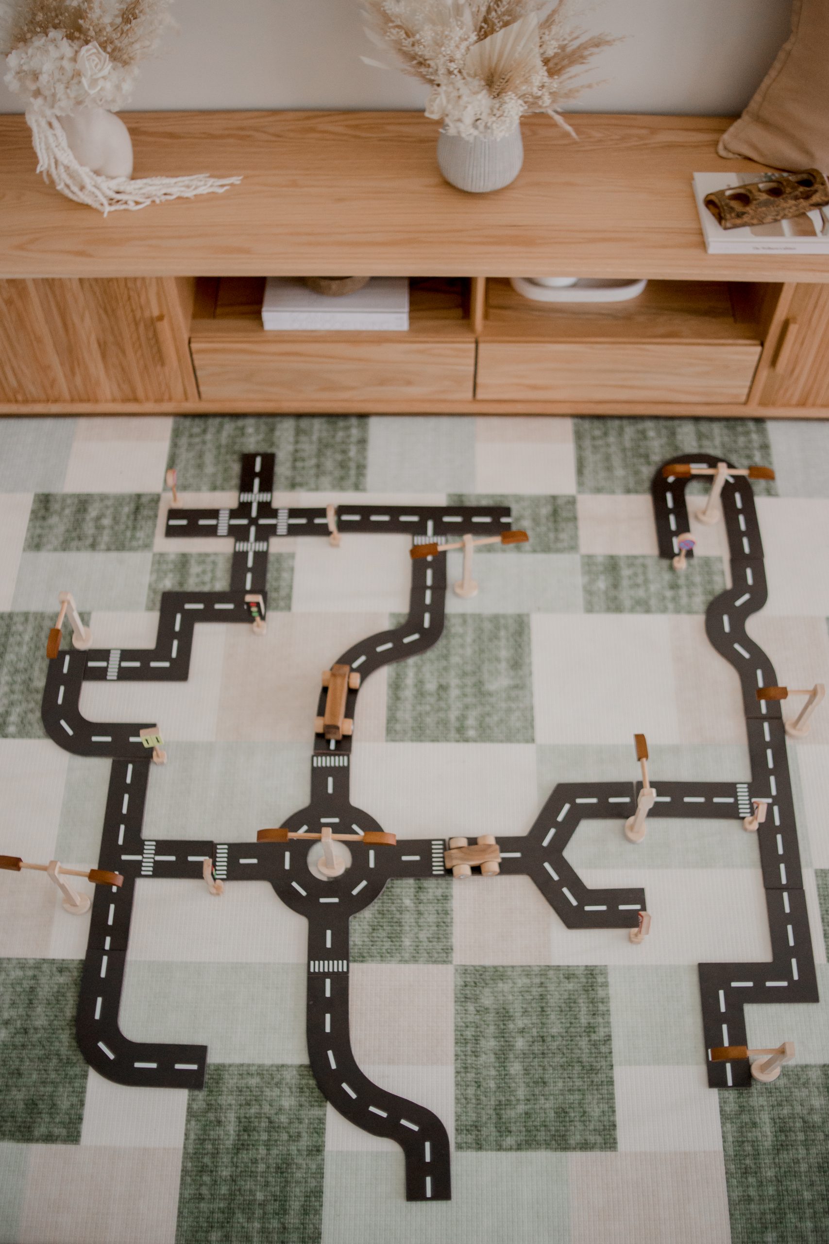 Road Play Set - Image 1