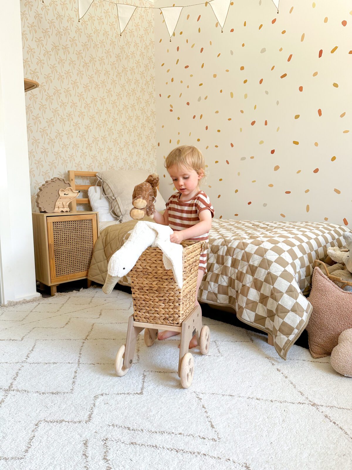 Wicker Shopping Trolley - Image 3