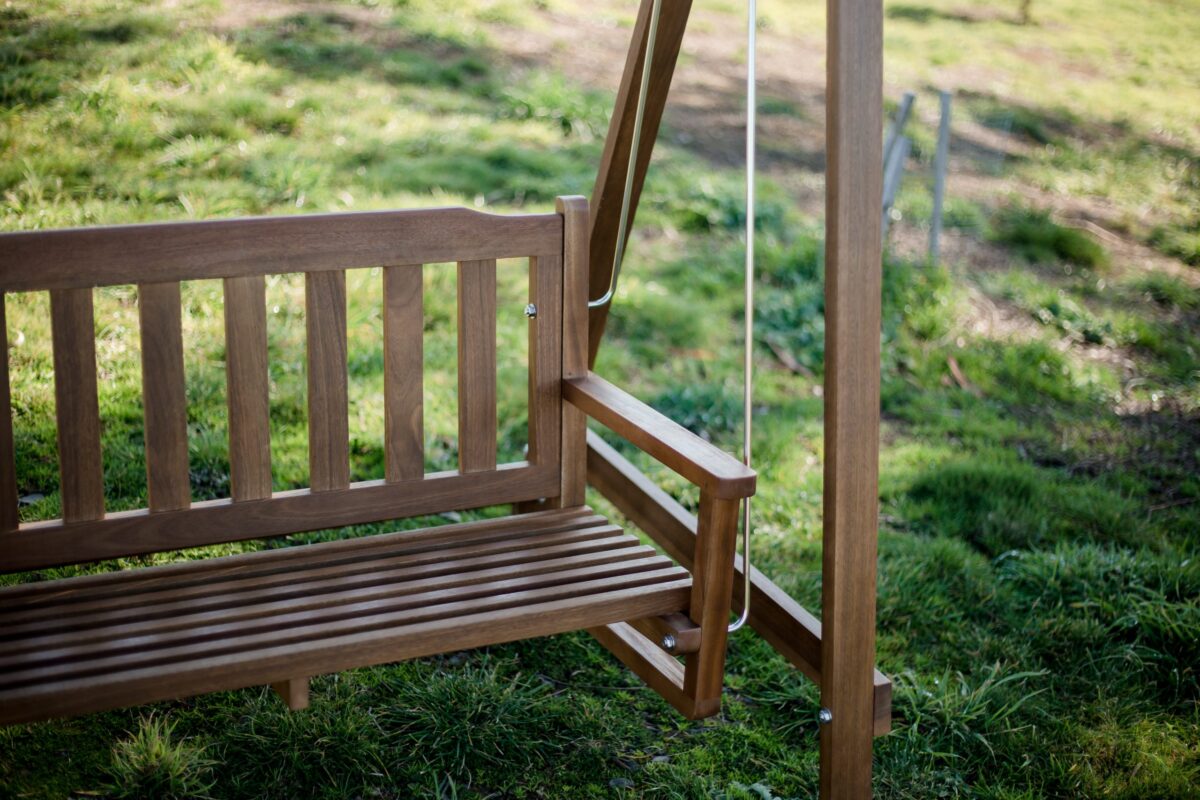 Maculata Kids Outdoor Garden Swing - Image 3