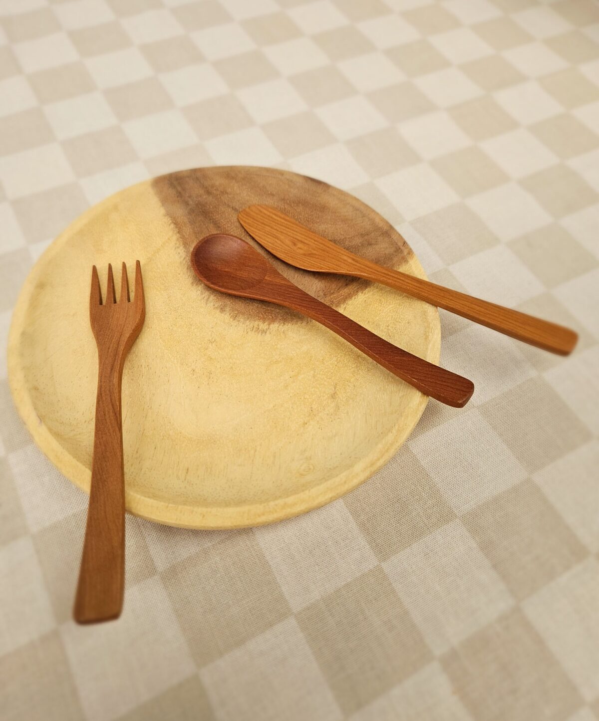 Wooden Plate  and Utensil Set - Image 3