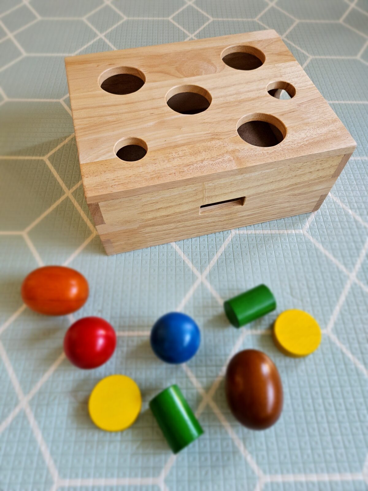 Peek a Boo Sorting Box - Image 5