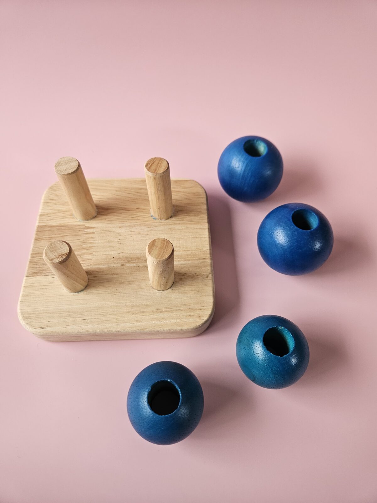 Balls on Pegs - Image 4