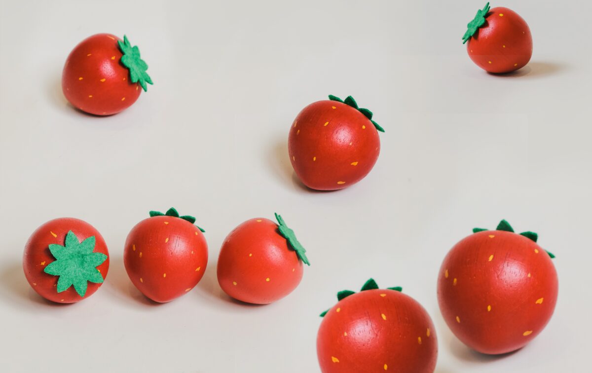 Strawberry Punnet 12 Pcs - Image 3