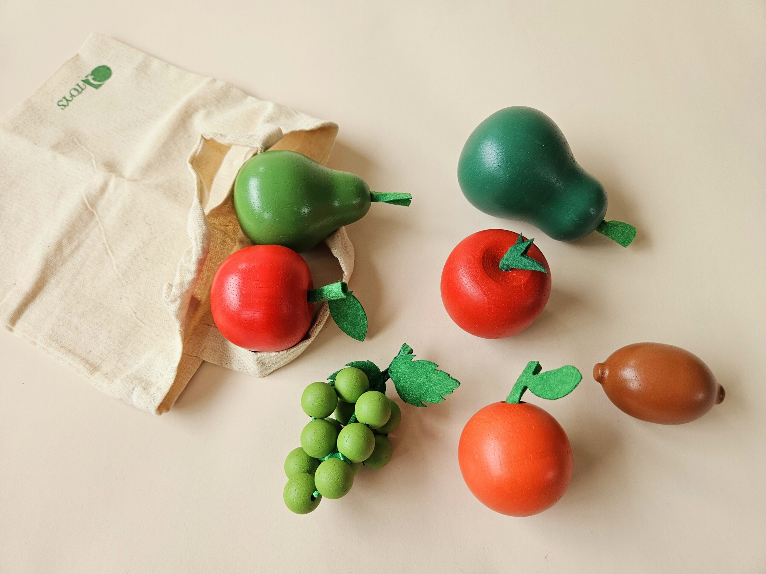 476 tag@madeirasdownunder (4) Farm Fresh Fruit Bag Set of 8 - Image 1