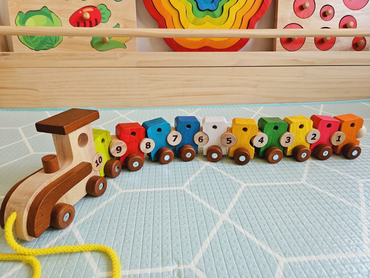 Lacing Train - Image 3