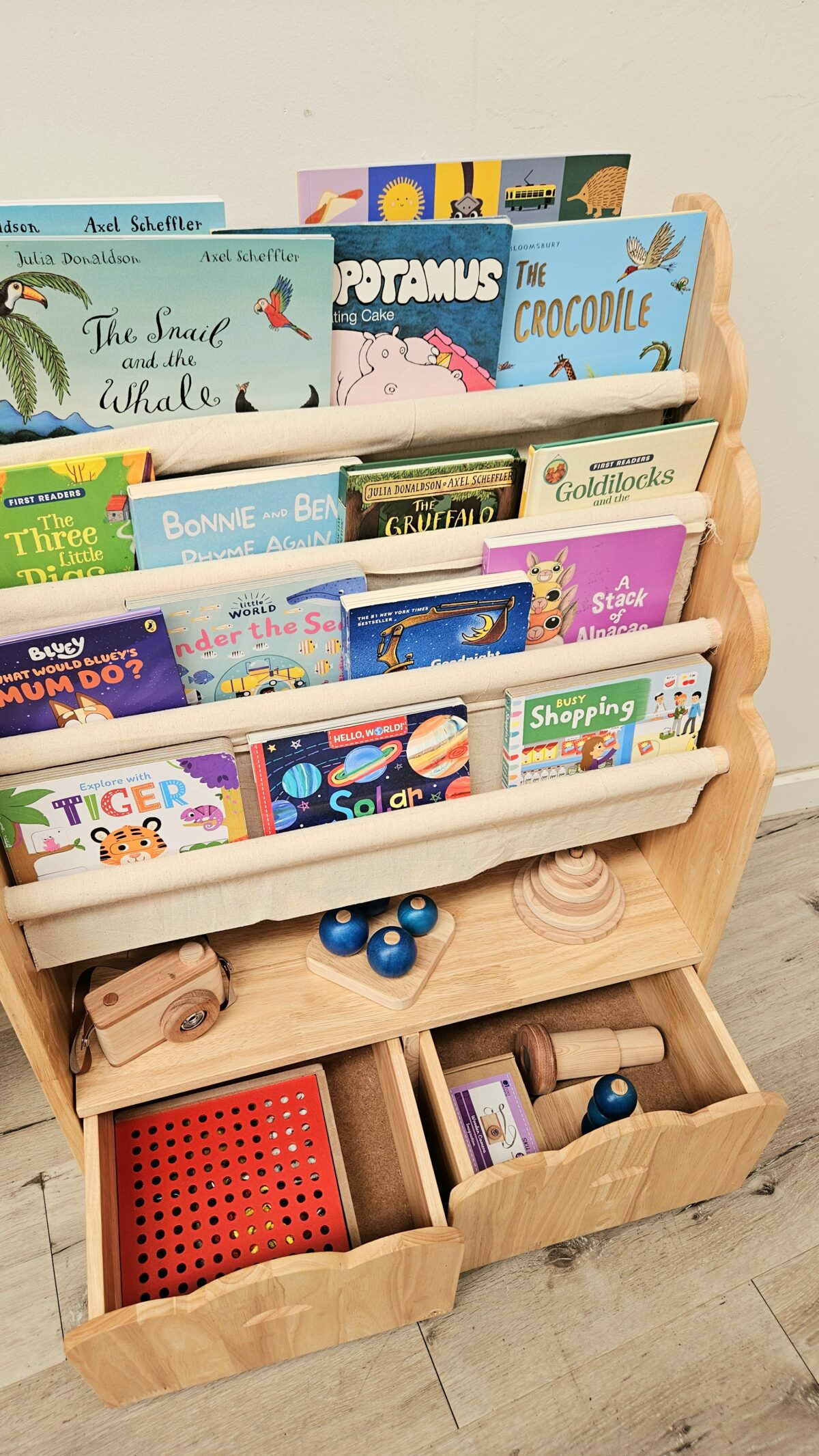 4 Tier Bookshelf & Drawers - Image 5