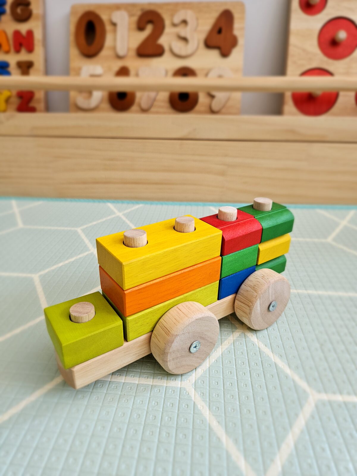Stack & Pull Train - Image 9