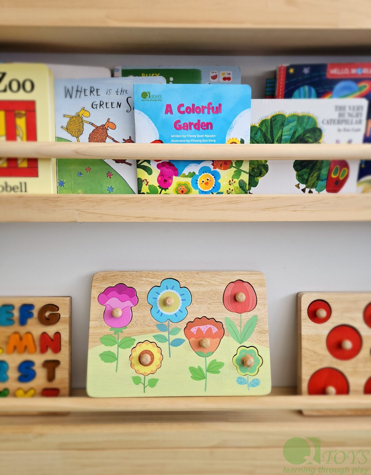 Colourful Flower Garden Puzzle and Book Set - Image 7