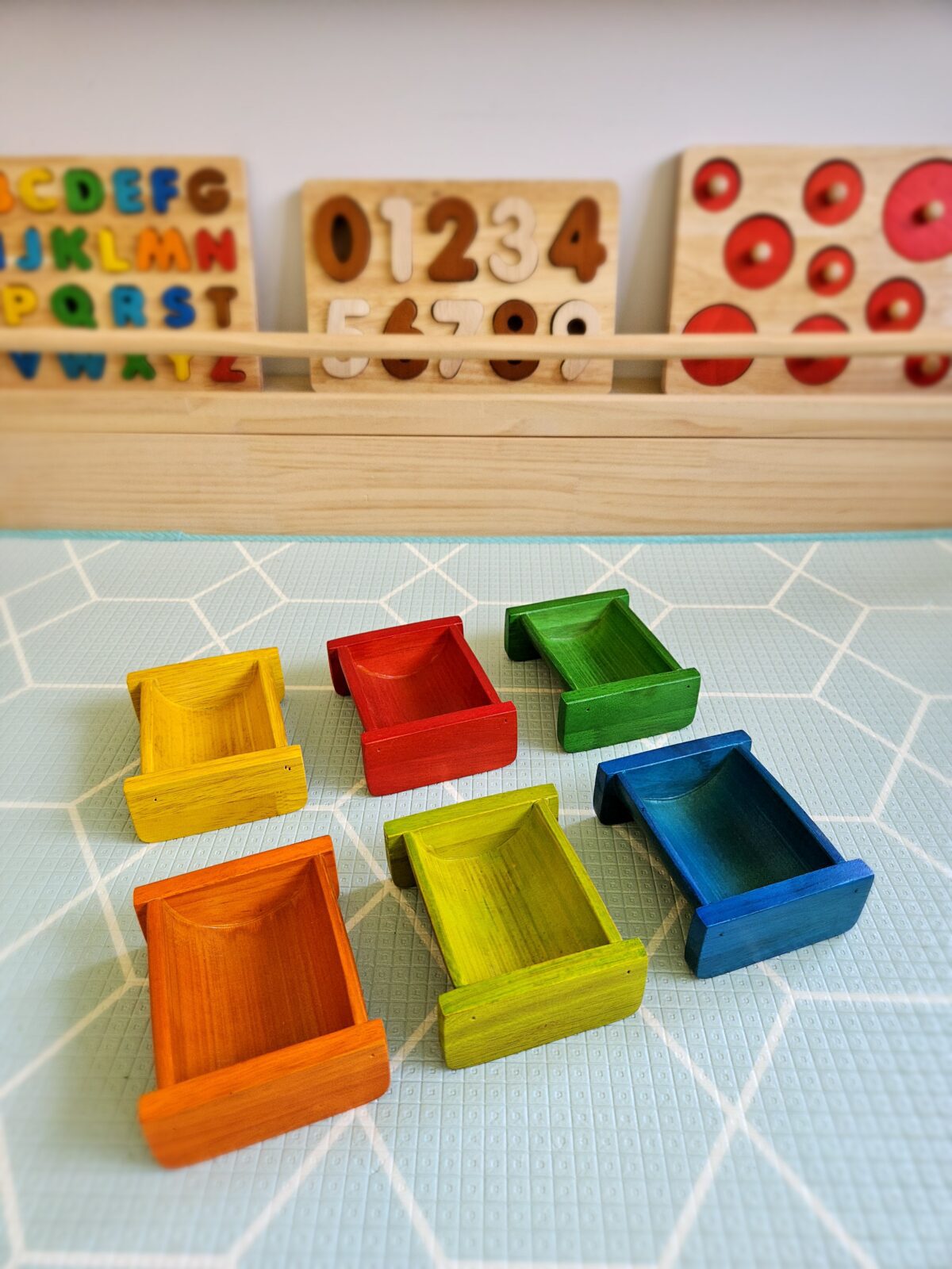 Coloured Bamboo Sorting Containers - Image 6