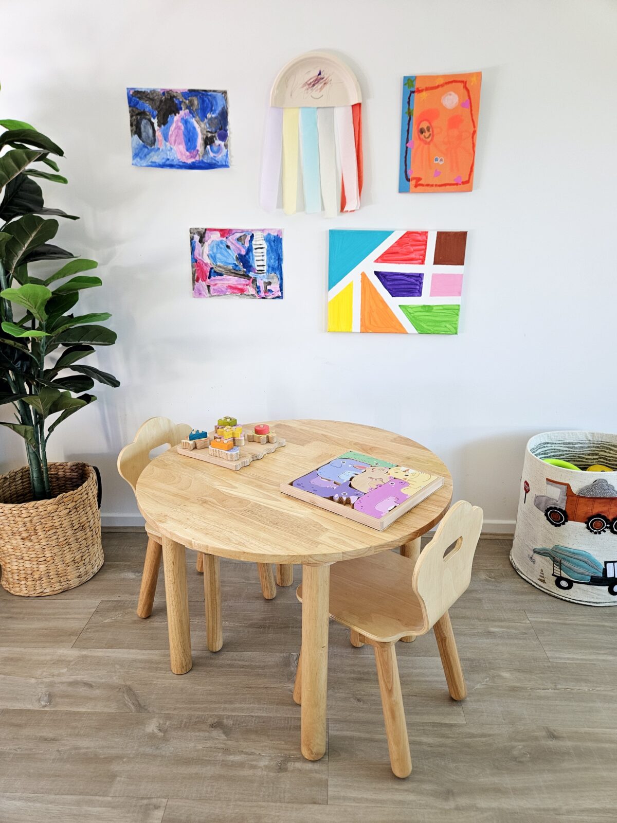 Classic Round Table and 2 Chairs - Image 5