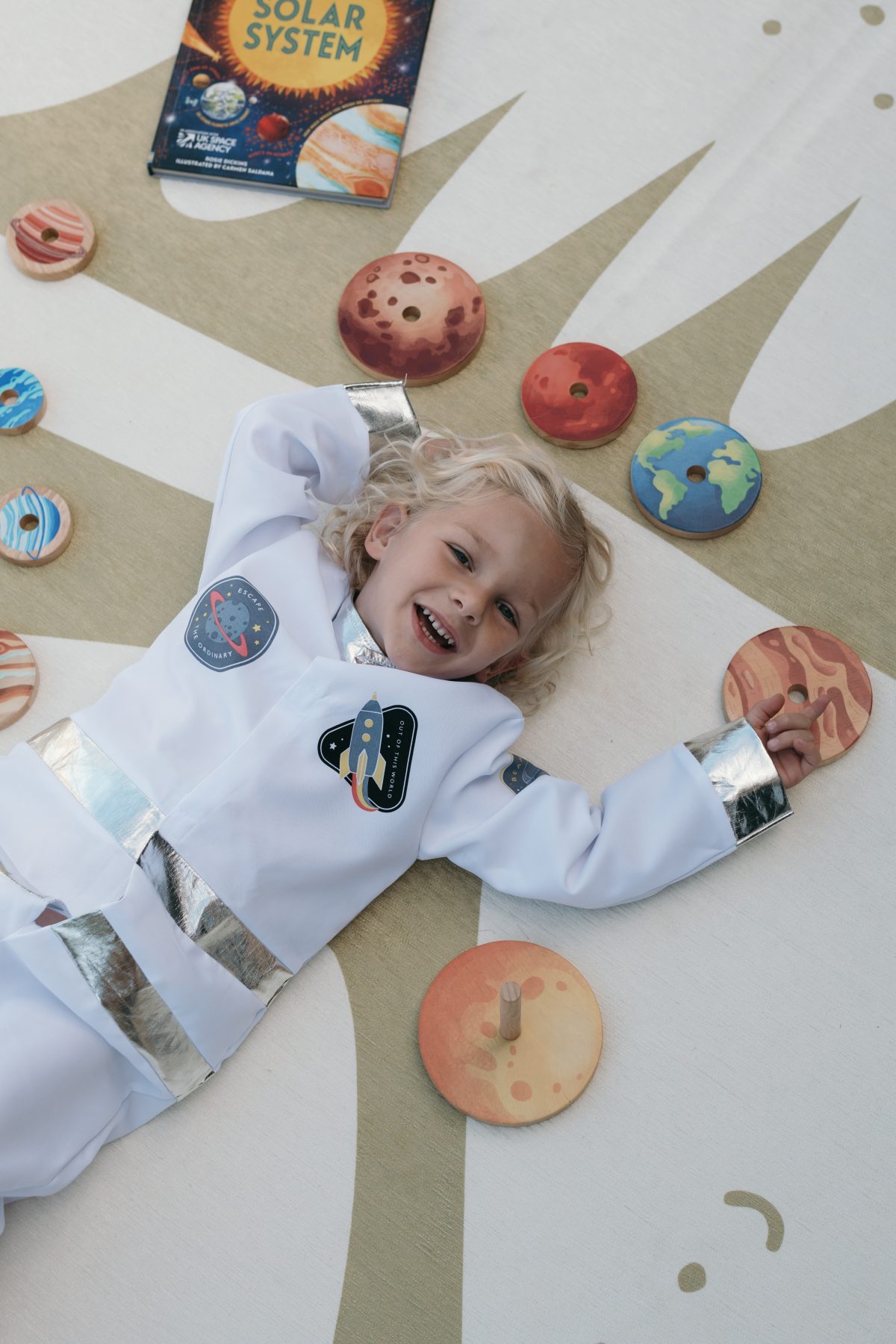 Stacking Planets - Image 11
