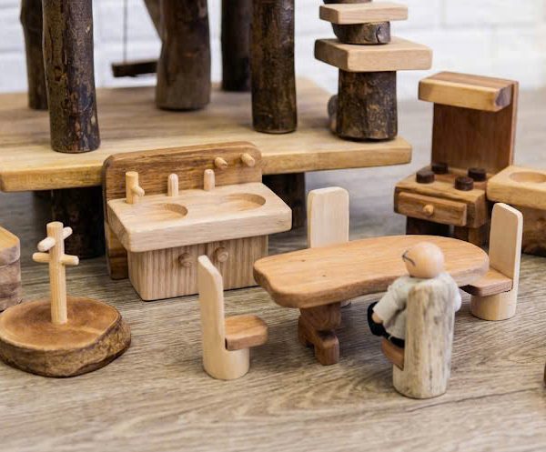 Wonder Shelf and Play House Settings
